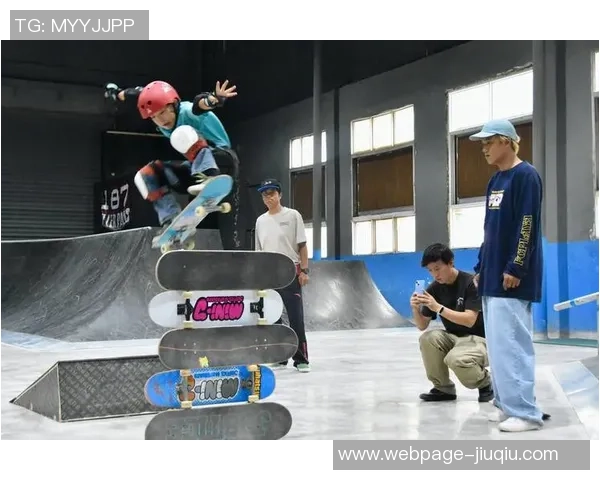 对话滑板传奇周军探讨他不平凡的滑板生涯与心路历程